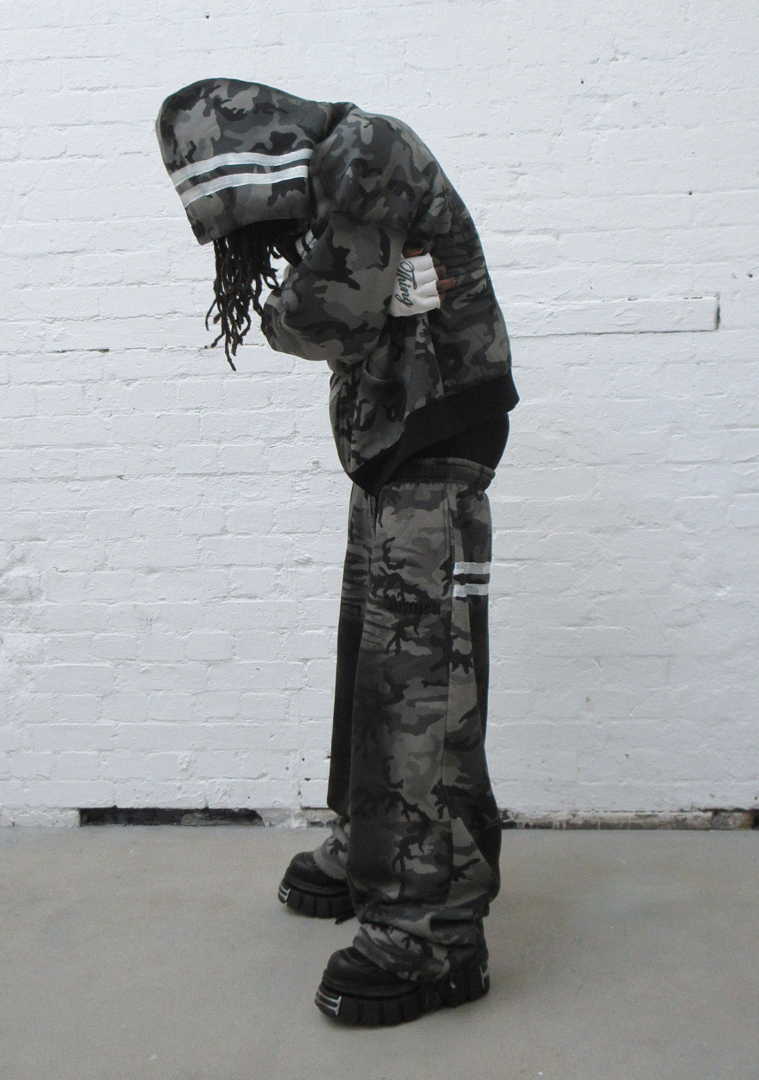 GRIME OVERSIZED SWEATPANTS GREY CAMO
